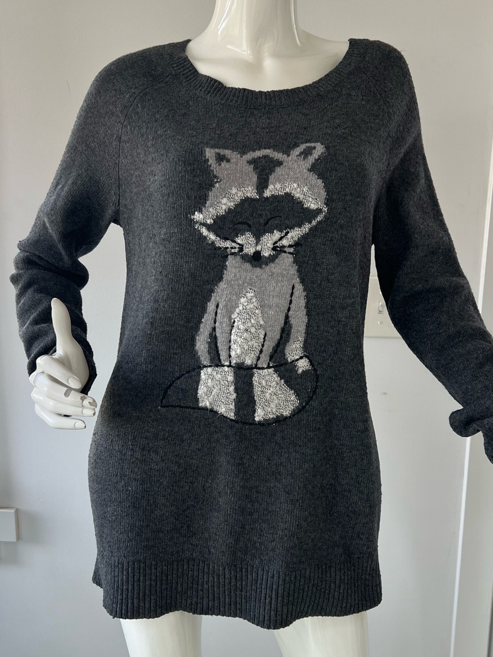 Charcoal Raccoon Knit Sweater - Women size large